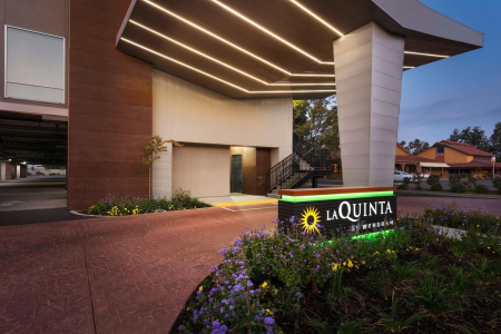 La Quinta Inn & Suites by Wyndham Clovis CA